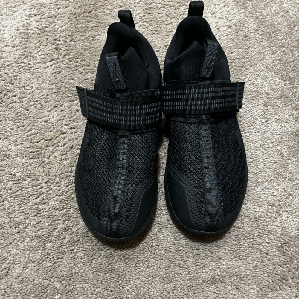 Nike Men's Black Athletic Shoes